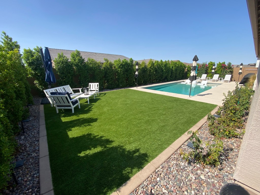 Best landscape maintenance, lawn care, yard care, shrub trimming, and seasonal landscape cleanups in San Tan Valley and Florence, Arizona.